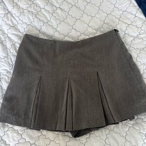 Pleated Gray Skort